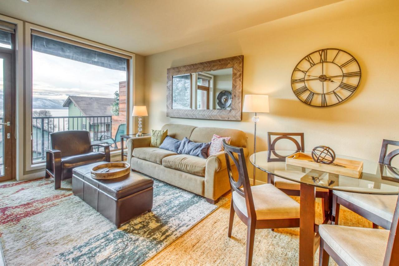 Chelan Resort Suites: Water Sunset 外观 照片