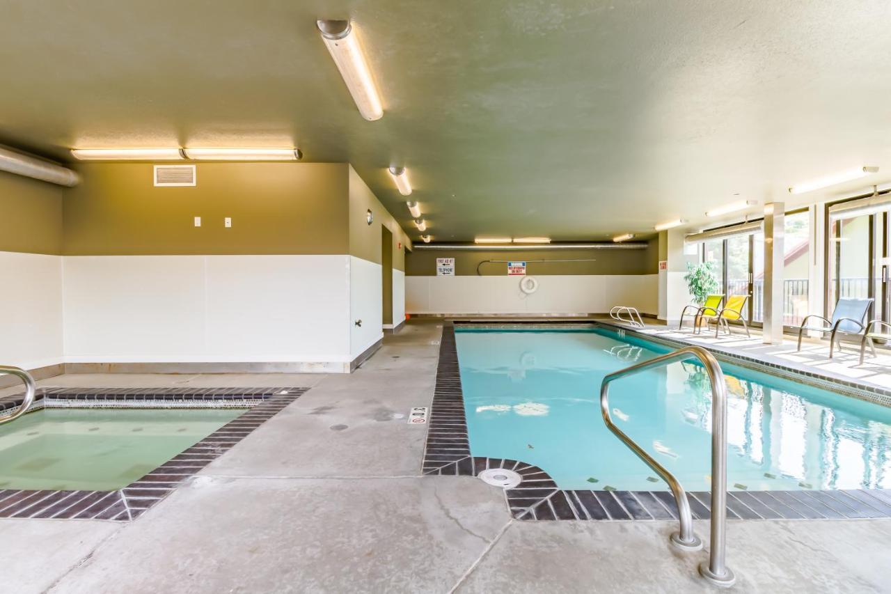 Chelan Resort Suites: Water Sunset 外观 照片